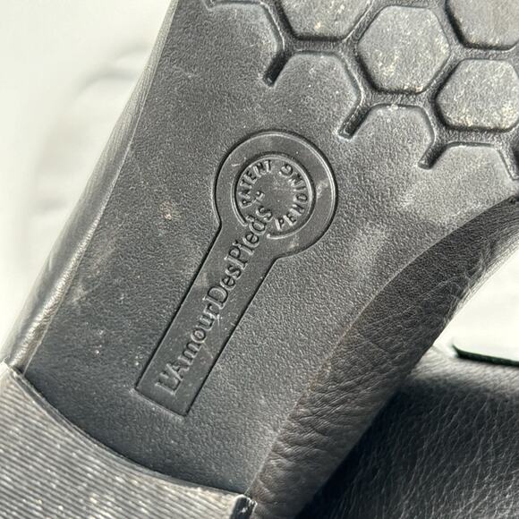 L’Amour Des Pieds black leather witchy lace up ankle boots - Picture 6 of 7